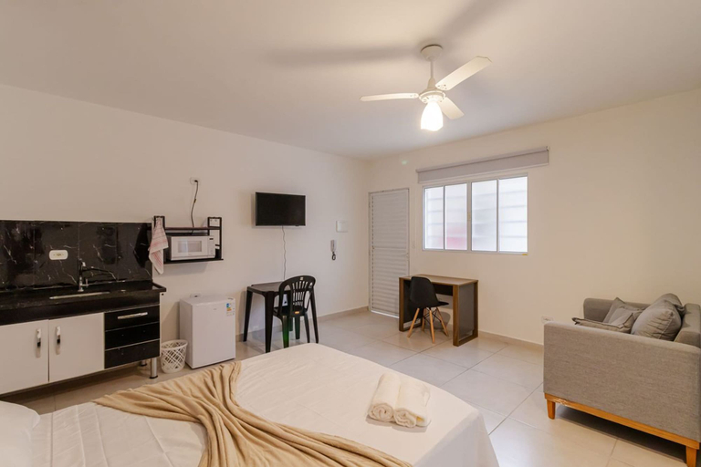Room 4, Studio 12 com Wi-fi e Pr Ximo ao Shopping Tatuap, São Paulo