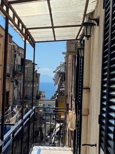 Others 3, Maison Sosò, Napoli