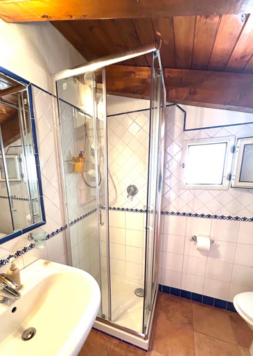Bathroom, JP House Amalfi, Salerno