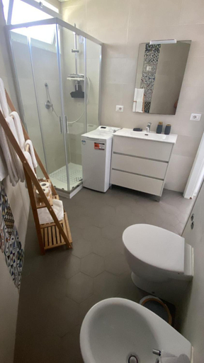 Bathroom 3, AURORA BEACH & SUITE, Barletta-Andria-Trani