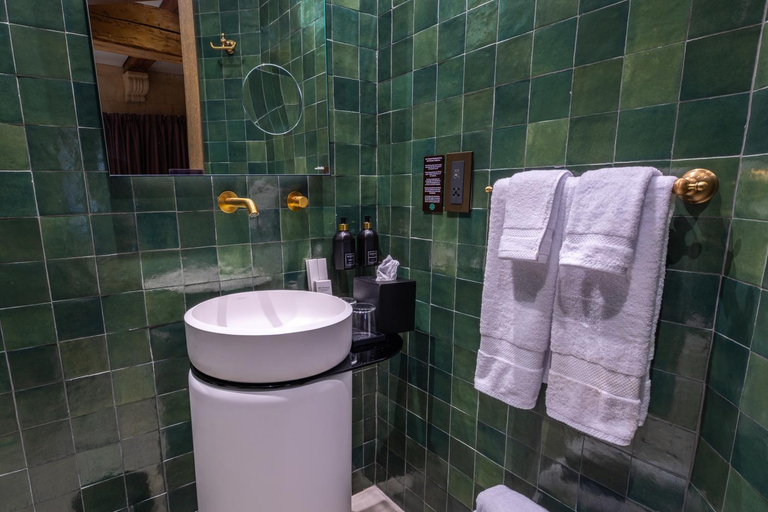 Bathroom 3, The Vincent Boutique Hotel, BW Premier Collection
