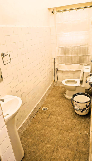 Bathroom 3, The Urban Grandeur 1, Kamrup Metropolitan