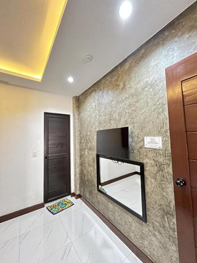 Others 5, PAPATANTAN APARTEL, Naga City