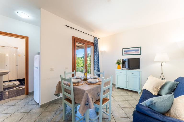 Dining room 3, Calm Escape in Seaside Resort, Olbia-Tempio