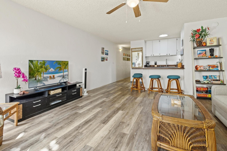 Living area 5, Big Island Kalanikai 215 1 Bedroom Condo, Hawaii