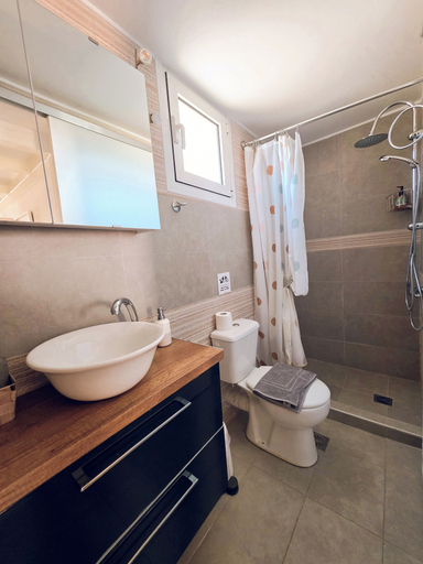 Bathroom 3, Loft Suites, Attica