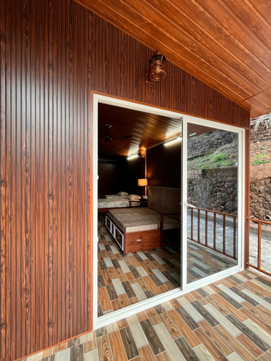 Others 4, Stay In Woods, South Goa