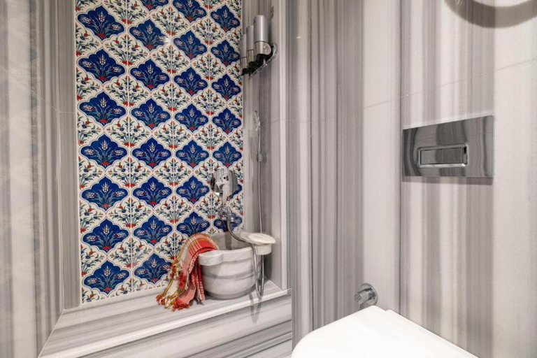 Bedroom 3, The Platine Plus Suite, Beyoğlu