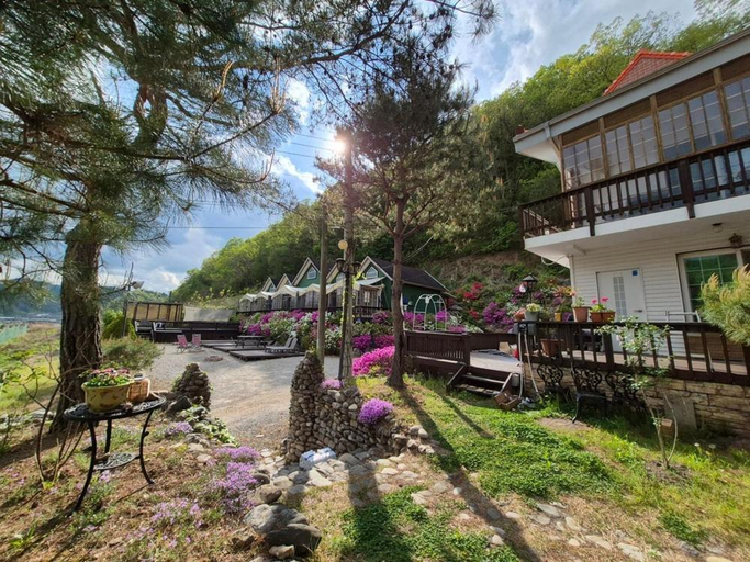 Others 2, Hongcheon Riverhill Stay, Chuncheon