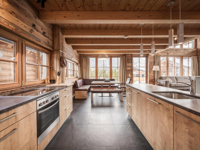 Private kitchen 3, Luxury Chalet With Sauna in a Willow Roof, Innsbruck Land