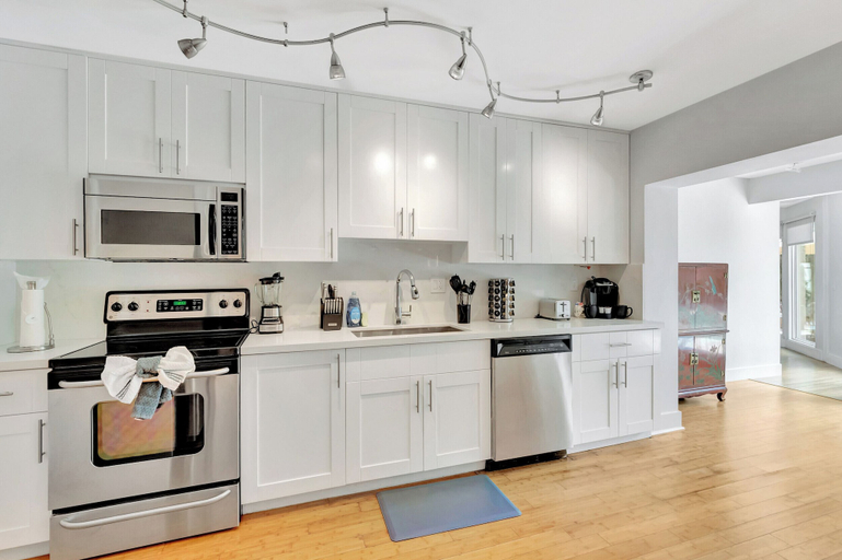 Private kitchen 2, Idyllic Boca Pool Home, Palm Beach