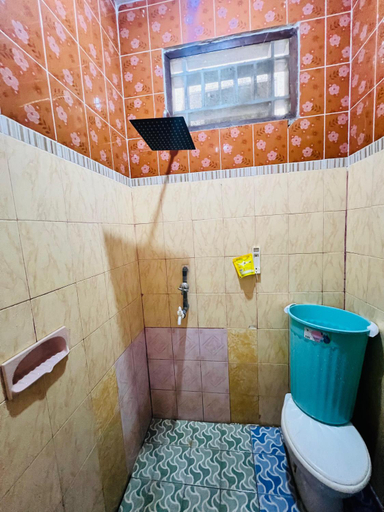 Bathroom, Penginapan Najwa Indah, Raja Ampat