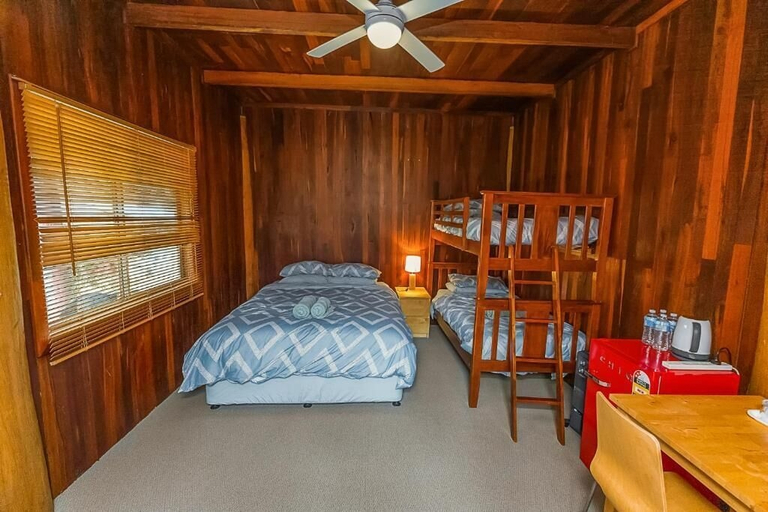 Room 5, Kin Kin Retreat, Manjimup