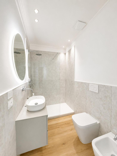 Bathroom 3, Camere Amely, Imperia