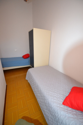 Room 5, Comfortable Flat With Private Garden, Venezia