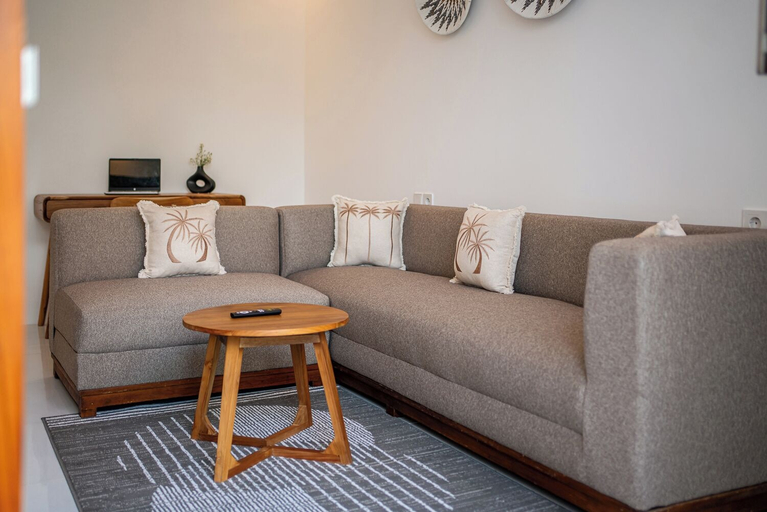 Living area 2, Villa Dira Canggu, Badung