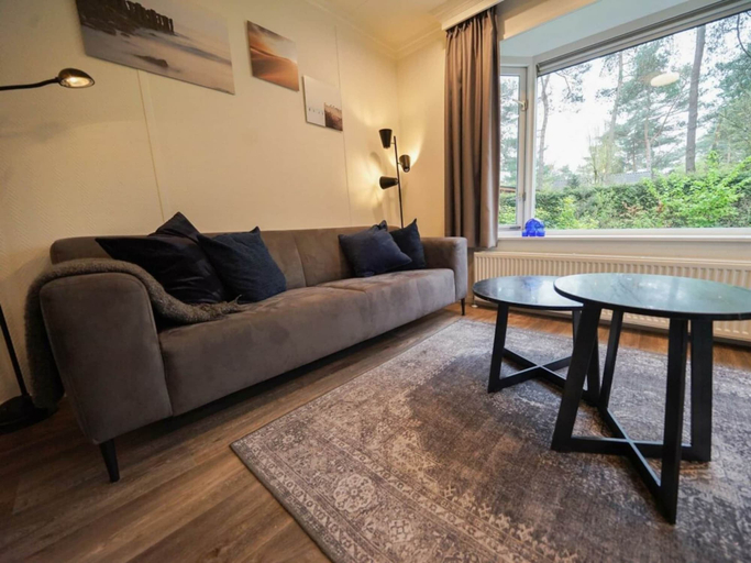 Living area 2, Holiday Home in Beekbergen With Terrace, Apeldoorn