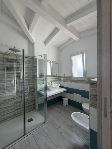 Bathroom 3, Villa Lentischio, Nuoro