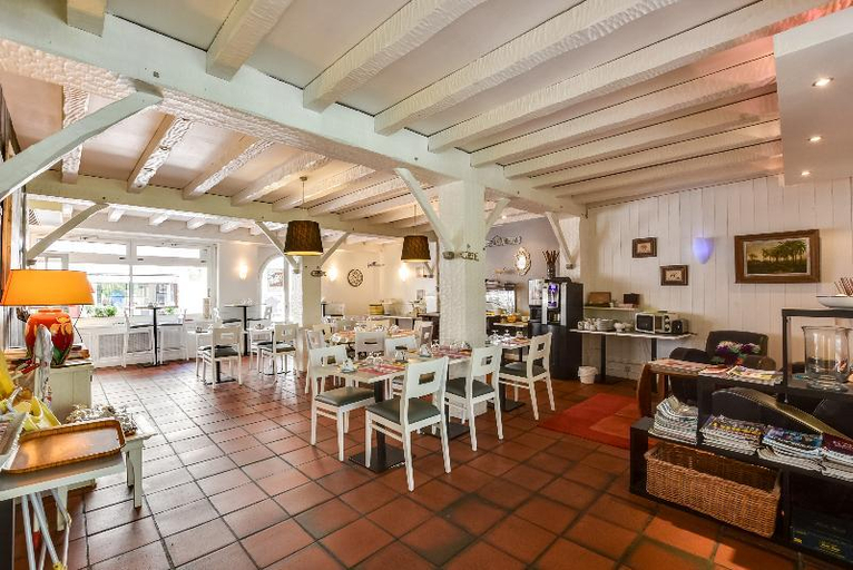 Food & Drinks 5, Brit Hotel Marbella, Pyrénées-Atlantiques