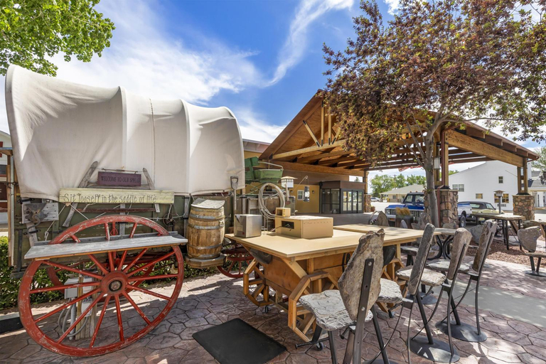 Food & Drinks 5, Best Western Pioneer, Niobrara