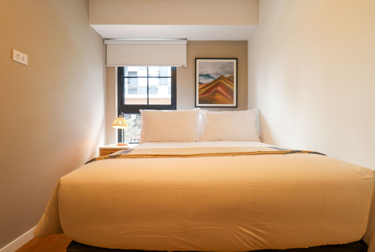 Room 5, w Exceptional 2BR w Balcony in Miraflores, Lima