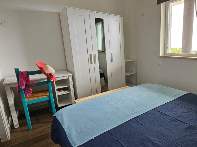 Bedroom 2, Imperial, Messina
