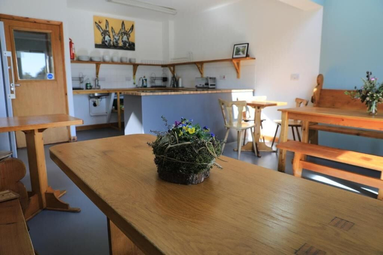 Dining, Glengarriff Hostel