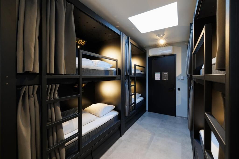 Bedroom 2, Little Monkey Hostel, Enschede