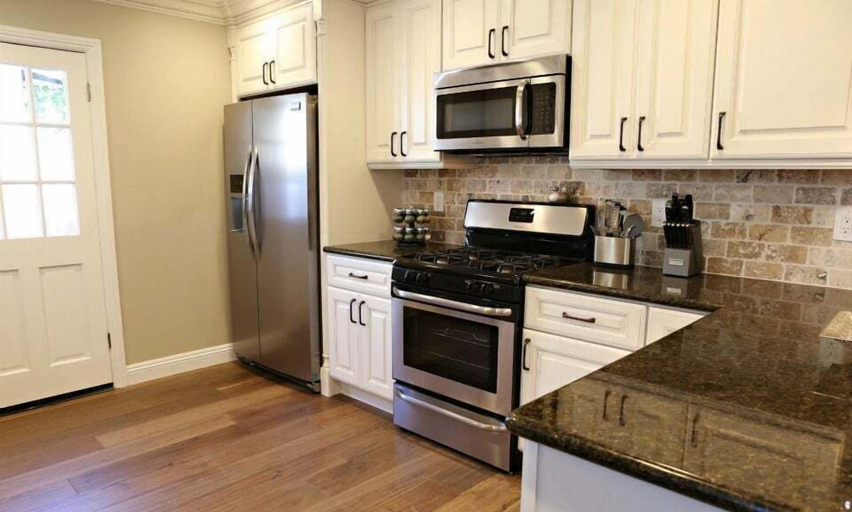 Others 5, Upscale 6 Bed, 5 Ba, New Pool W/jacuzzi, 1/2 Mile Walk to Disney, Orange