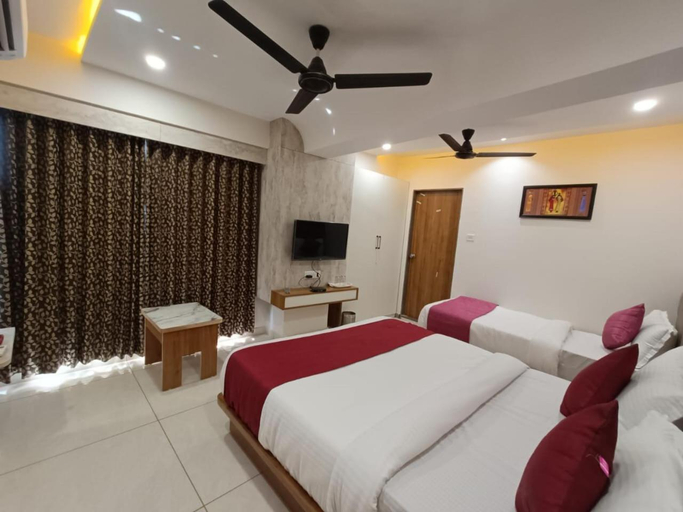 Bedroom 2, Hotel RK ICON, Ahmadabad