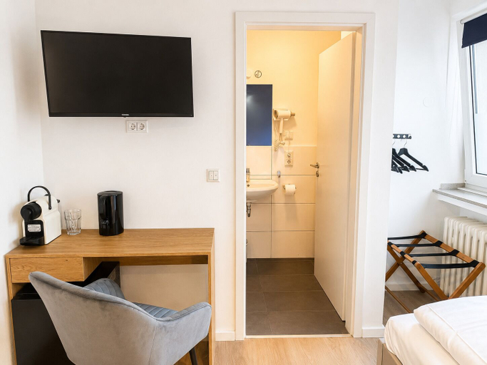 Room 2, Central Studio Düsseldorf, Düsseldorf