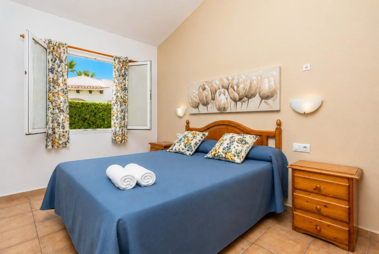 Bedroom 4, Villa Clariana Large Private Pool, A/C, WiFi, Baleares