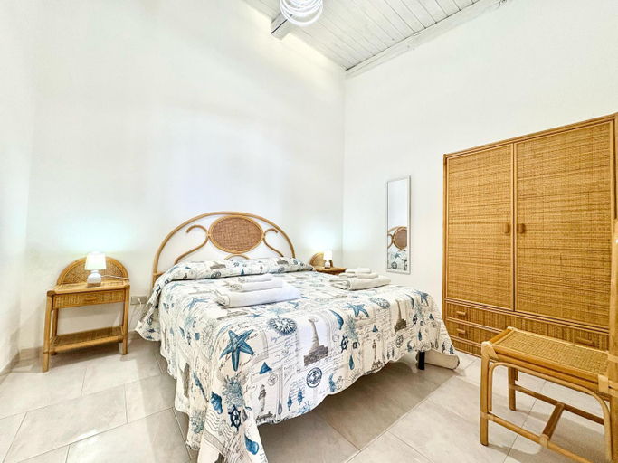 Bedroom, Residence Araba Fenice Tropea, Vibo Valentia