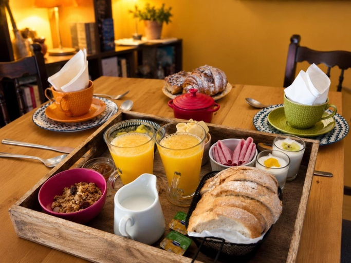 Food & Drinks 5, Casa do Criativo ® Bed&Breakfast, Almada