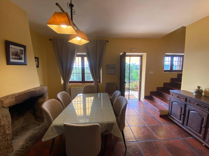 3, Detached 4 Bedroom Villa with Pool, Cáceres