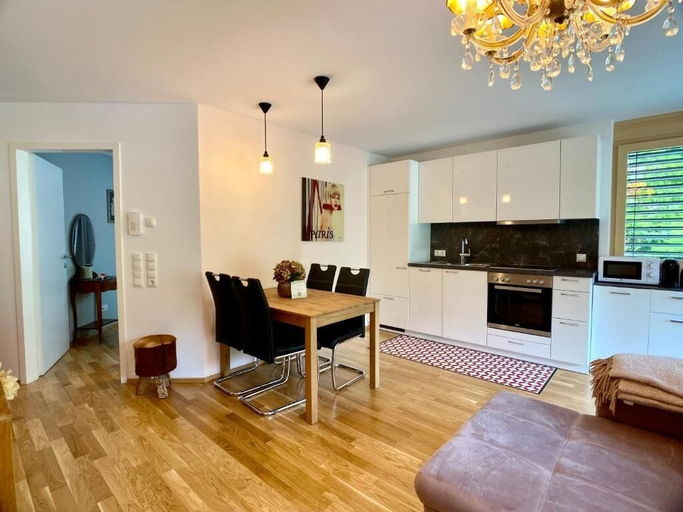 Others 3, Stilvolles Apartment Coco am Bodensee, Bregenz