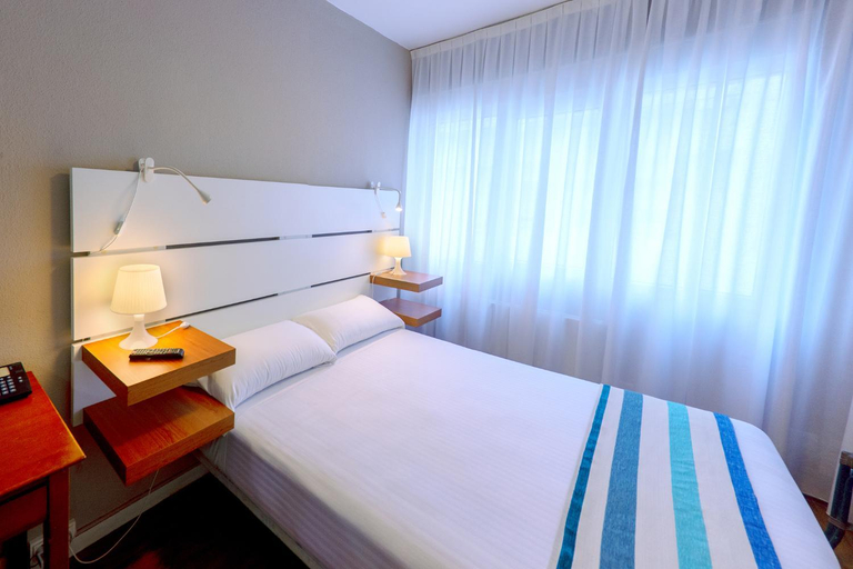 Bedroom 3, Estudios Aranzazu, Cantabria