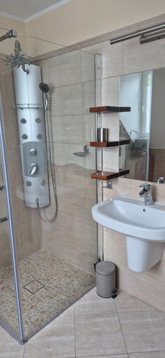 Bathroom 3, Apartamenty Fala, Słupsk