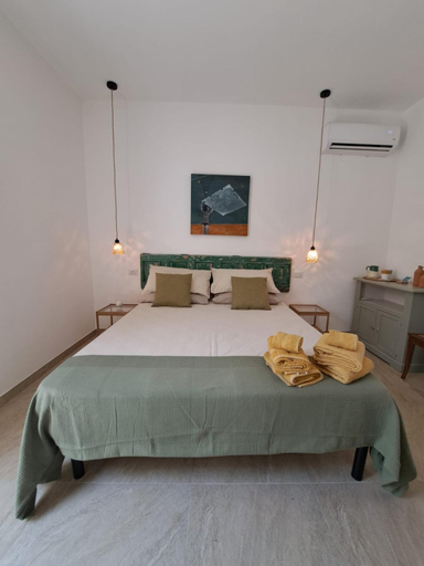 Bedroom 3, Casale Montedoro, Brindisi