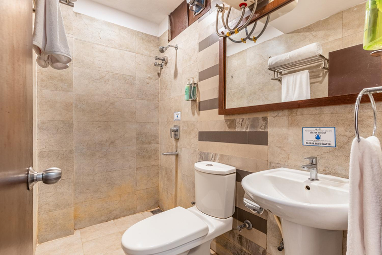 Bathroom 4, TSG Grand, South Andaman