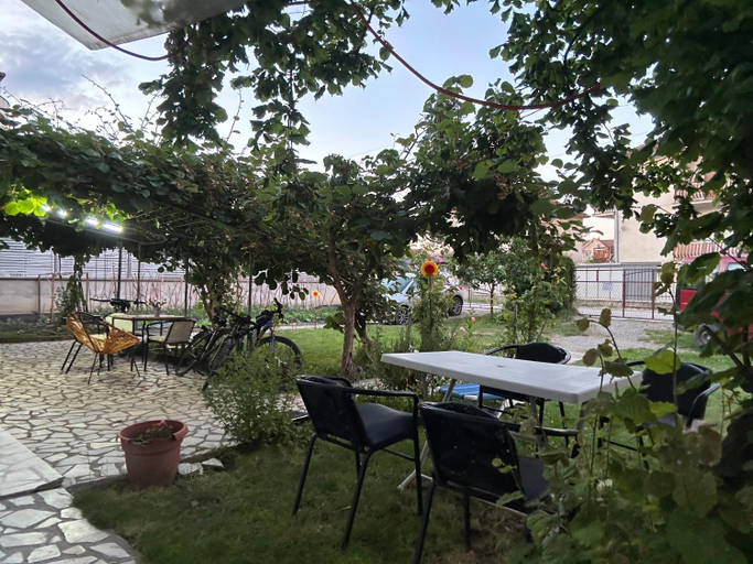 Food & Drinks 4, Rooms Struga free parking quiet area