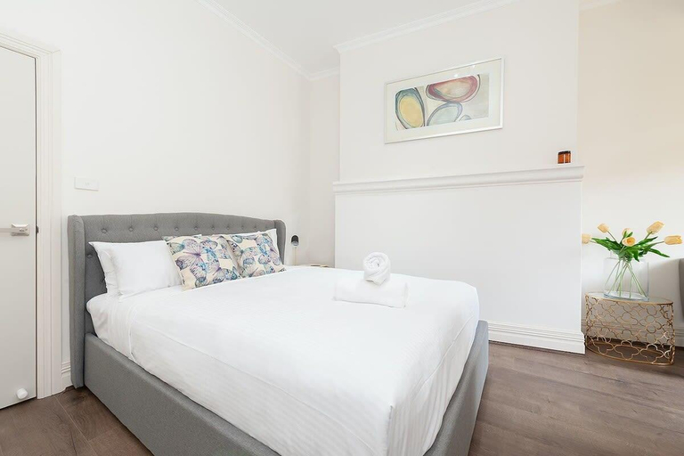 Bedroom 2, Stunning Sydney Home 11, Sydney