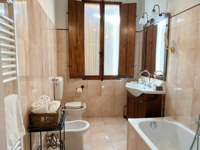 Bathroom 3, Dimora Deco, Ravenna
