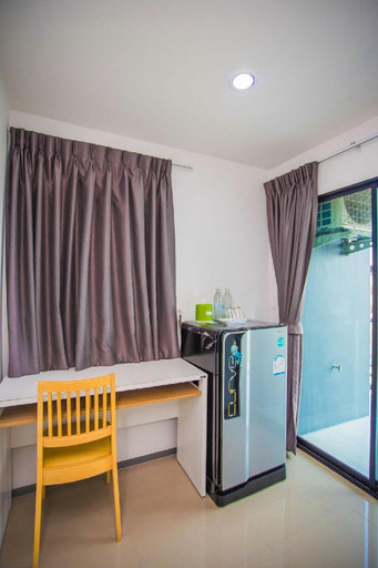Others 5, Promsook Apartment, Muang Chon Buri