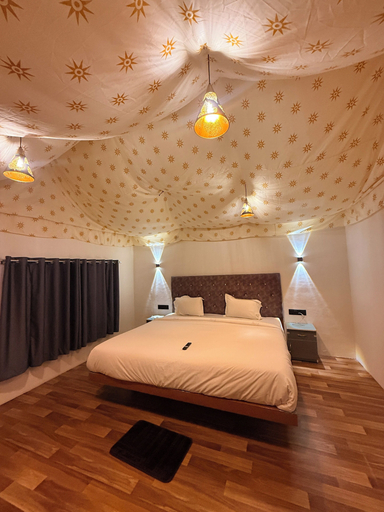 Room 4, Open Sky Tent House, Satara
