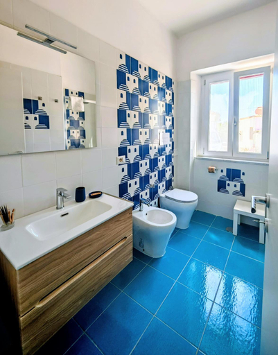 Bathroom 2, Dea Rooms, Salerno