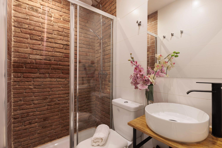 Bathroom 3, Radas, Barcelona