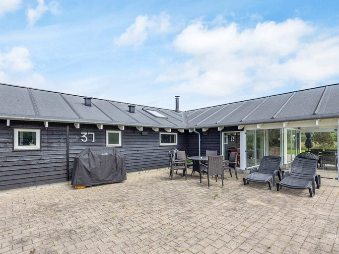 Others 5, 5 Star Holiday Home in Albaek, Frederikshavn
