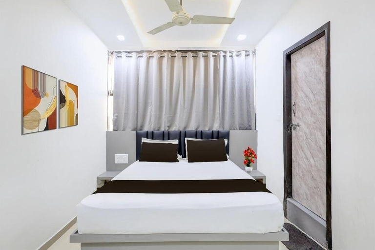 Room 2, Hotel New Balaji, Ahmadabad