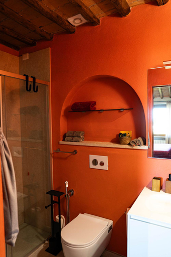 Bathroom 4, Villa Santa Chiara, Siena